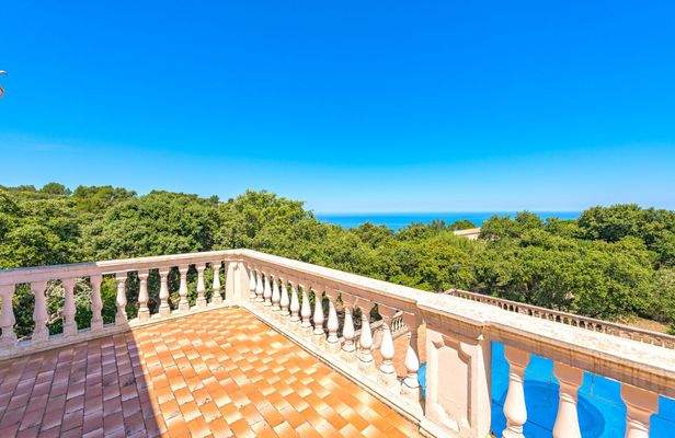 Finca-Valldemossa-Terrasse mit Meerblick