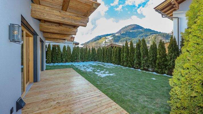 KITZIMMO-Luxus-Neubau-Gartenwohnung in Toplage - Immobilien Kirchberg.