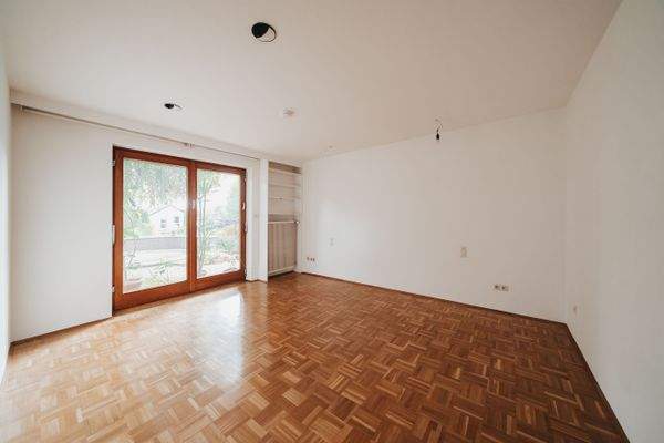 Räumlichkeiten Erdgeschoß-Schlafzimmer 1