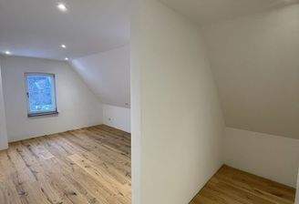 Schlafzimmer mit Ankleide