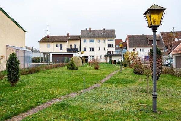 Großzügiges Grundstück