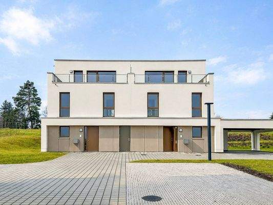 Neubau-Doppelhaushälfte