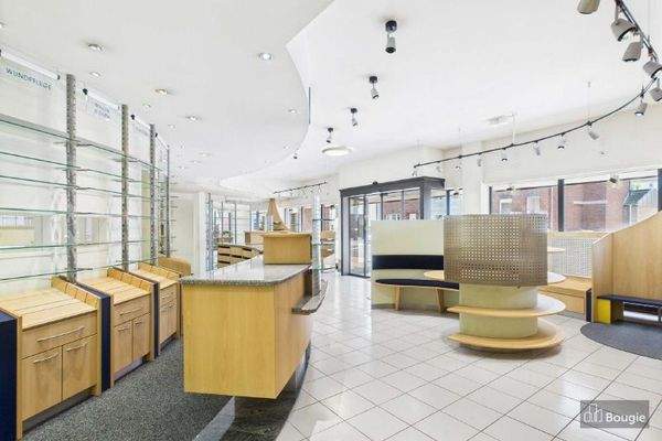 Gewerbefläche vorne