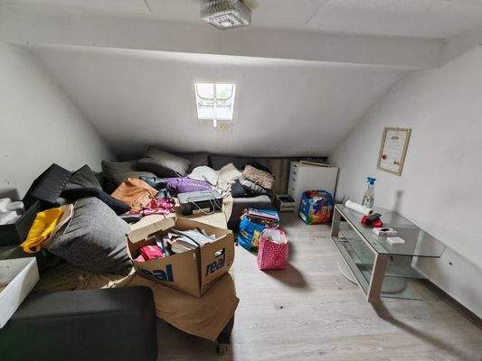 Vordergebäude: Zimmer DG