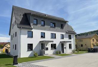 Außenansicht vorne.png