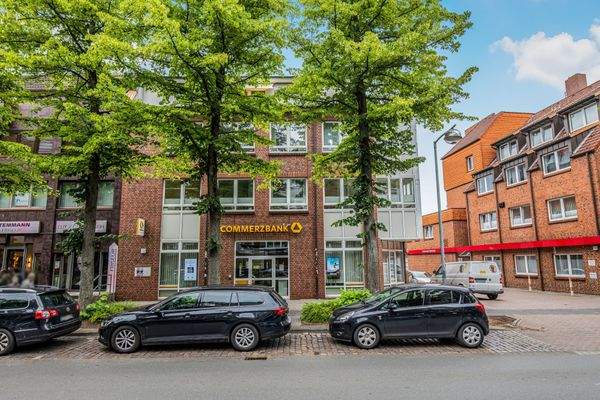 Das Geschäftshaus in der stark frequentierten Bahnhofstraße