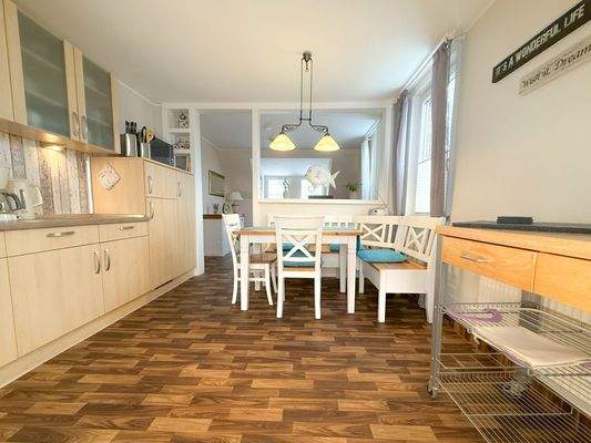 OG Küchenbereich mit Kochzeile WE 2