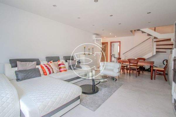 Wunderschöne Doppelhaushälfte