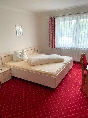 EH 1353 Schlafzimmer (3)