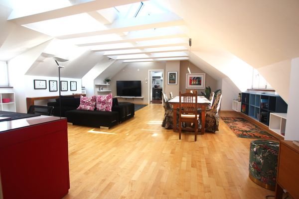 7 Wohnzimmer 2.JPG