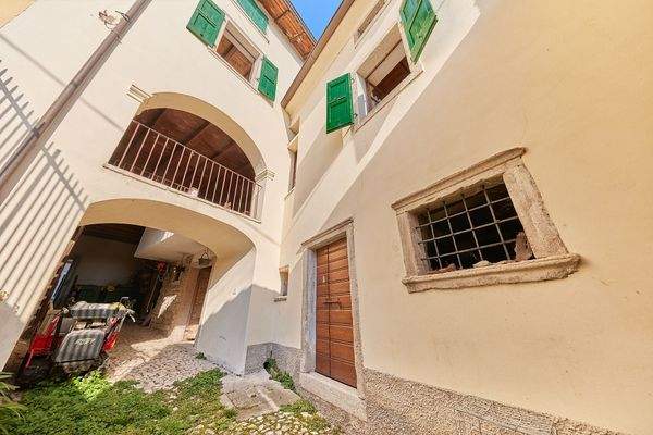 Castelletto - Via Are 19 - IDS_6976_HDR (WEB).jpg