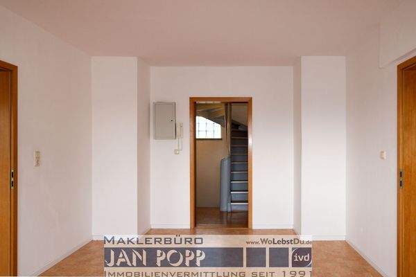 Eingangsbereich-Treppenhaus