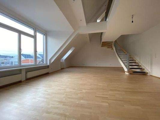 Wohn- Esszimmer im UG