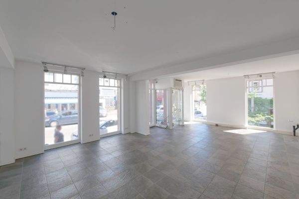 Ladenlokal Hochparterre