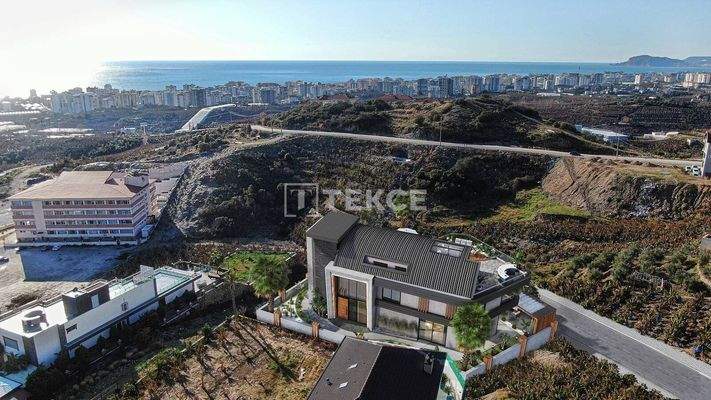 City View Detached Villa with Private Pool in Alanya Kargıcak