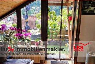 Wohnbereich und Balkon