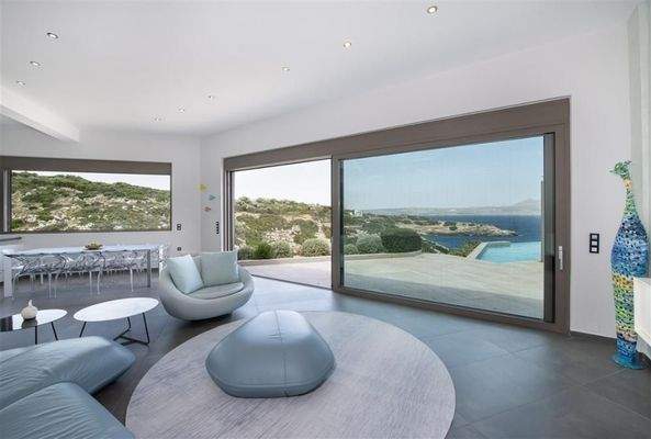 Kreta, Kokkino Chorio: Traumvilla mit makelloser Aussicht mit einer privaten Bucht zu verkaufen