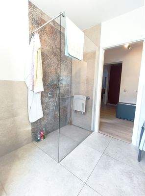 Duschbad - erneuert 2024