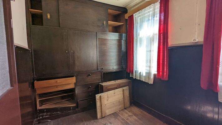 kleines Arbeitszimmer EG