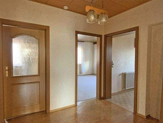 EG - Blick in den Flur