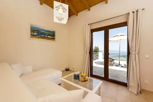 Luxury-Villas-Lefkada-Villa-Pool-Wohnbereich3.jpg.