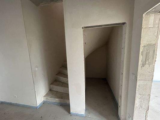 Abseite unter der Treppe