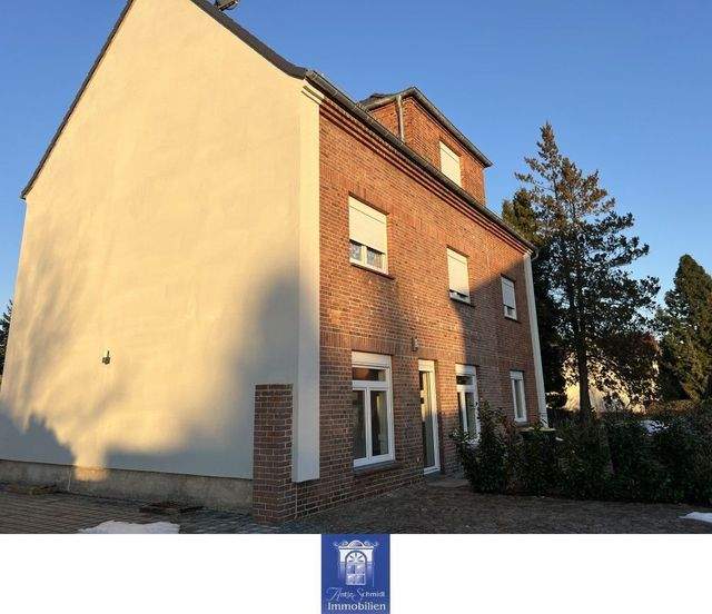 Ein Lieblingsplatz mit Terrasse für die ganze Familie! Einbauküche und Pkw-Stellplatz! - Photo 5