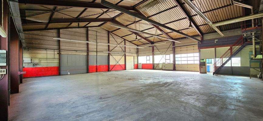 2. Halle 3 Eingang .jpg