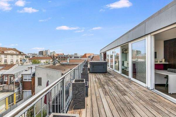 Terrasse Master-SZ und 2.SZ