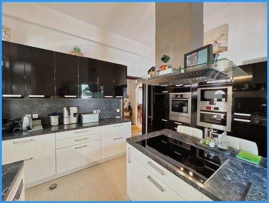 3257a0db6cb5448ab9b61e57f52bd5f2-original