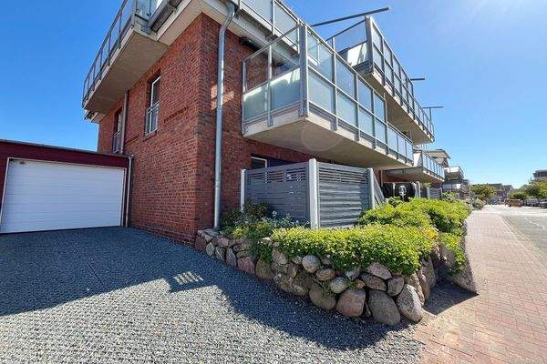 Ihre Einzelgarage und Stellplatz 