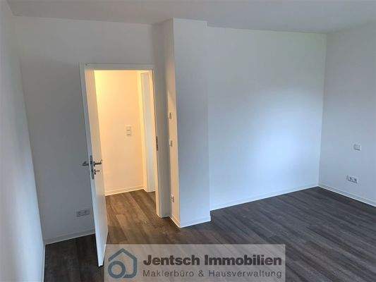 PHOTO-2022-04-24-18-04-22