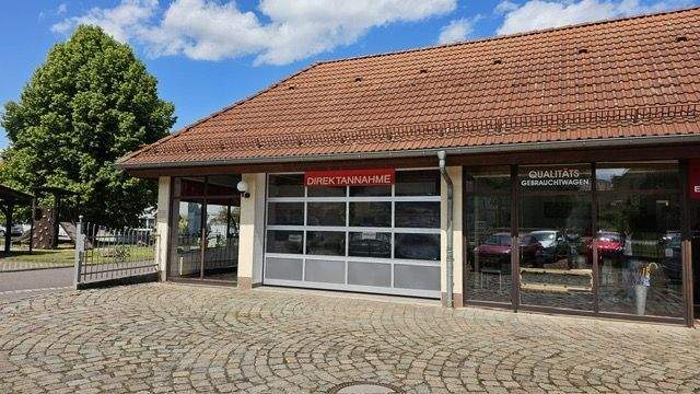 Einfahrt Ausstellung