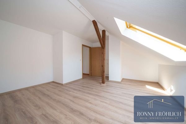 DG links Wohnung 3-17