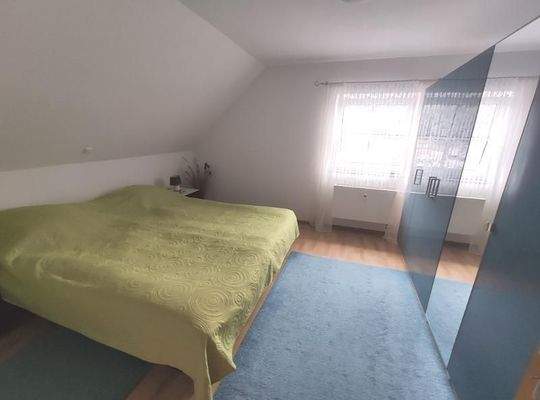 DG Schlafzimmer Bild 1