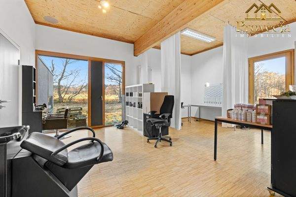 Büro:Kosmetikbereich