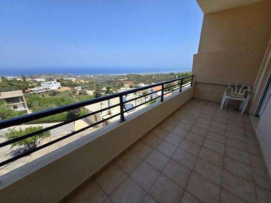 Kreta, Roussospiti: Haus im Dorfzentrum zu verkaufen