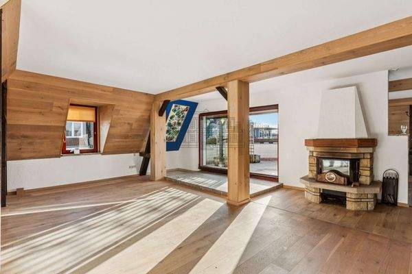 Wohnbereich mit Kamin