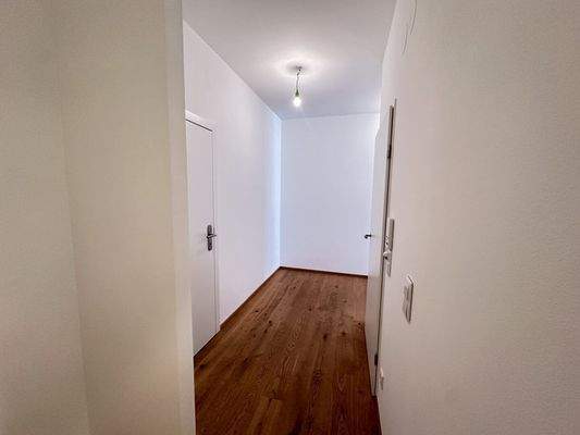 20250325_151729048_iOS