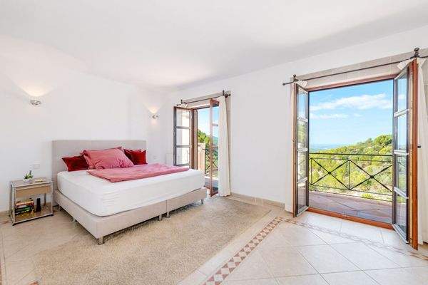 Eines von 3 Schlafzimmern