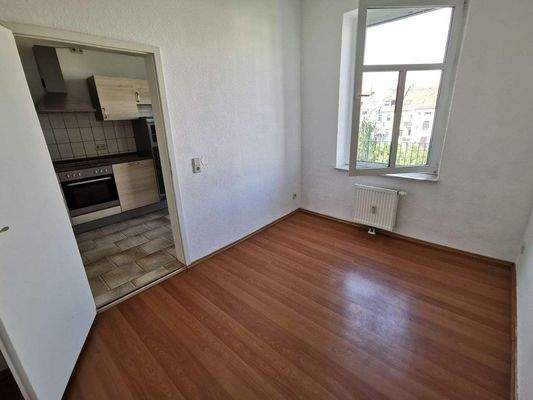 kleines Zimmer an Küche