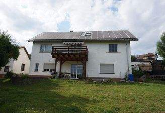 Hausansicht vom Garten.JPG