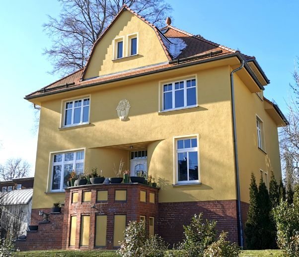 Herrschaftliche Villa in schöner Lage von Schönau Chemnitz