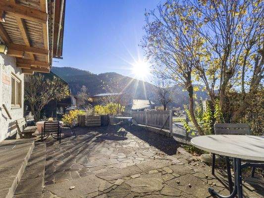 Schönes 260m² Mehrfamilienwohnhaus mit 4 Wohnungen am Weißensee mit Seeblick und Seenähe in TOPLAGE - auch Teilbar!