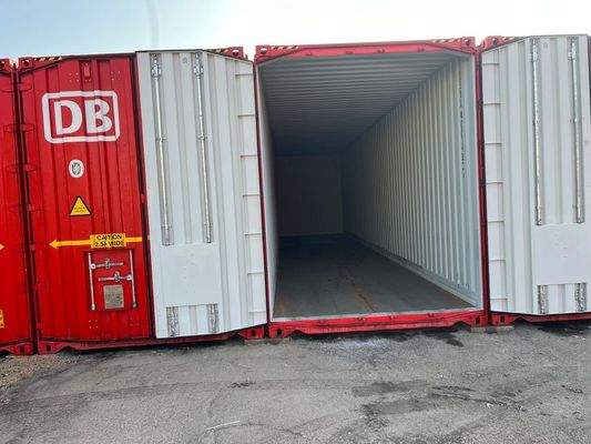 Lagerbox mit 3m hohem doppelflügeligen Tor.