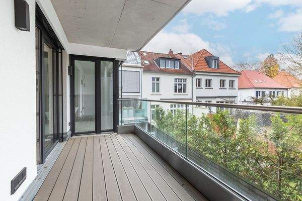 Großer Balkon 1. Obergeschoss