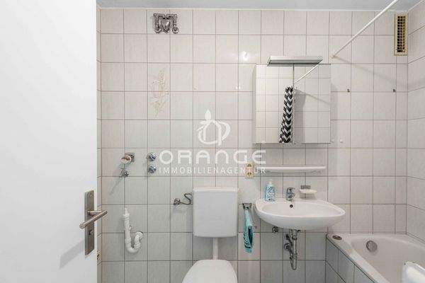 Badezimmer Ansicht 1