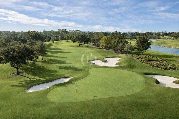 A012F1B9-AB55-4D49-BD98-92774FB29539