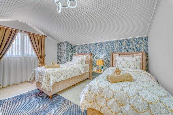 Furnished Apartment in a Complex Close to the Sea in Obagöl Alanya