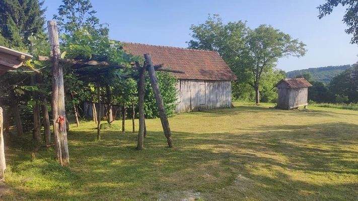 Anwesen 19 ha.  am Fluss Mrežnica - 1